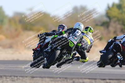 media/Dec-18-2022-SoCal Trackdays (Sun) [[8099a50955]]/Turn 7 Backside (1125am)/